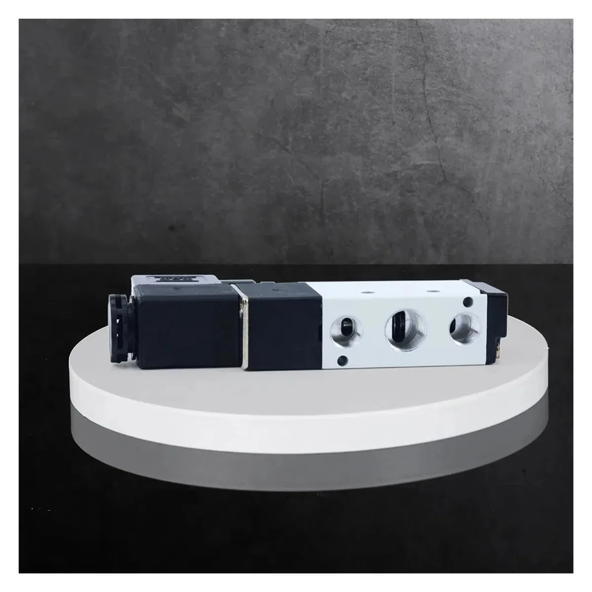 DC 110/220 V AC Multioption 4V210-08 pneumatischer Magnetventilblock mit Schalldämpferanschluss, Basisverteiler 2/3/4/6 Wege(6 Row 4mm fitting)